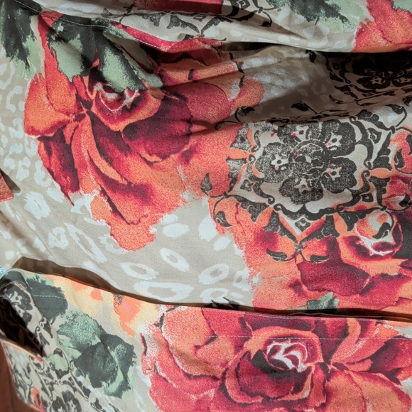 Chico's Multicolor Floral Button Down Blouse - Picture 6 of 9